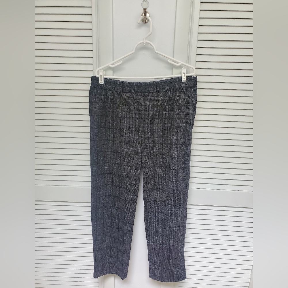 a new day Large Gray Black Plaid Dress Pants Slim Fit NWOT